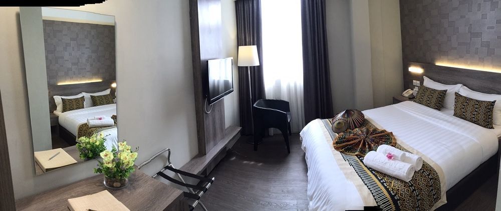 Ajang Hotel Miri Exteriör bild