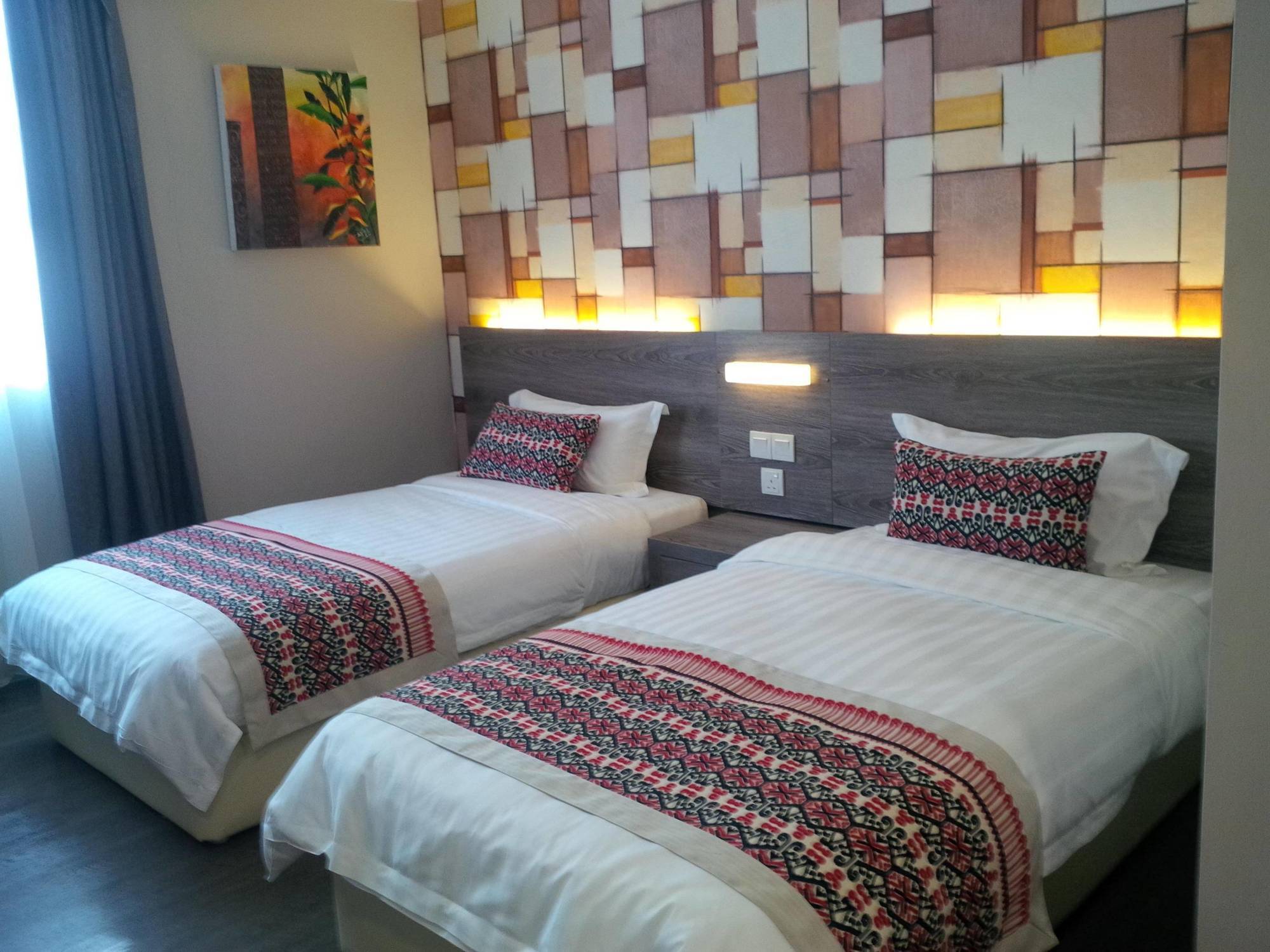Ajang Hotel Miri Exteriör bild