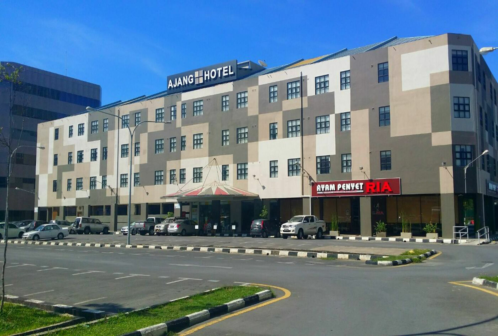 Ajang Hotel Miri Exteriör bild